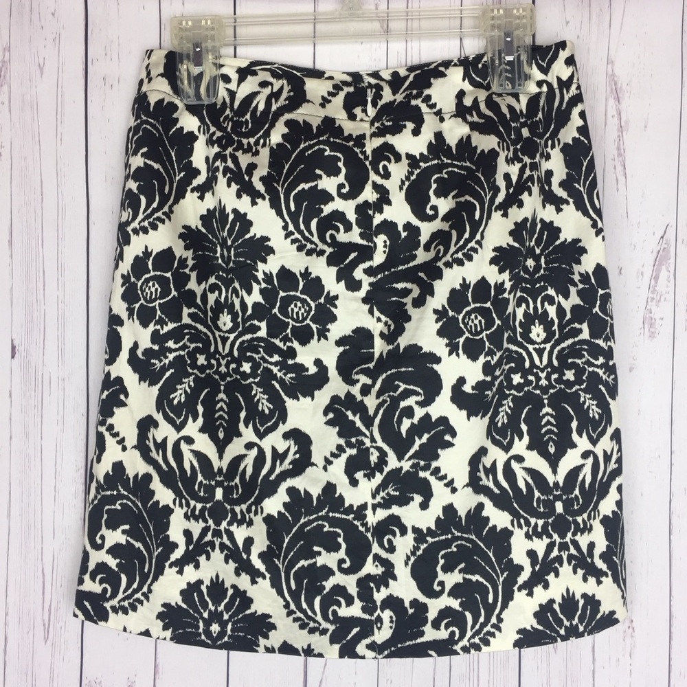 LOFT Skirt Black Ivory Pattern 4P